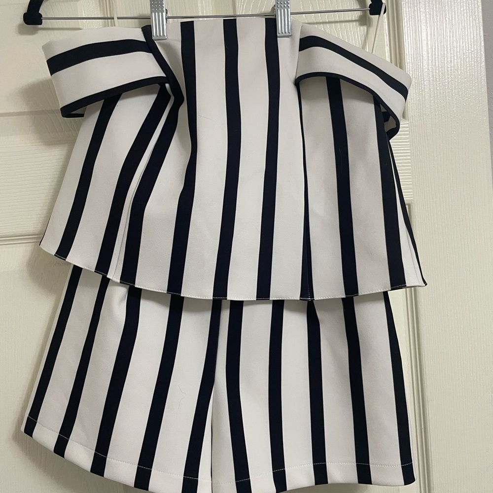 Topshop Romper in US Size 0, UK Size 4  with Black and White Stripes